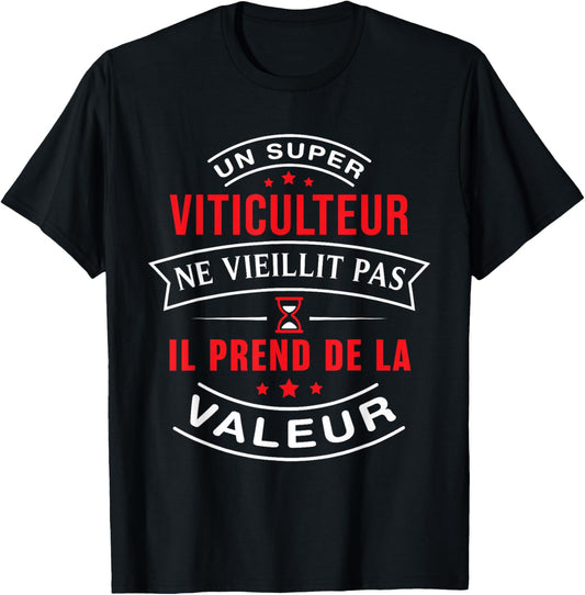 A Super Winemaker Does Not Age Gift Winemaker , Black, S T-Shirt