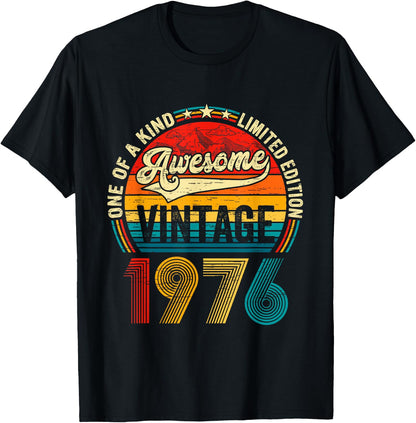 Vintage Born In 1976 Birthday Men Women Retro Bday Party T-Shirt