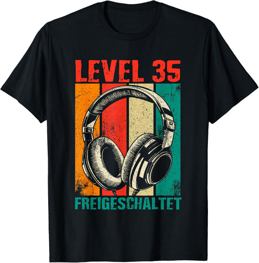 35th Birthday Men's Video Gamer Level 35 Unlocked Man , black T-Shirt